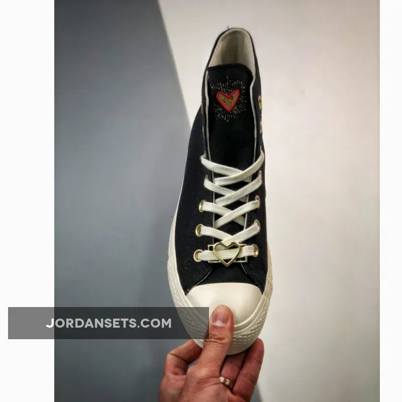 Converse Chuck Taylor Lift Platform High Hearts Black #platforms with hearts