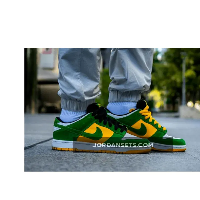 Nike SB Dunk Low Bucks White/Classic Green/Del Sol 304292-132 sb bucks