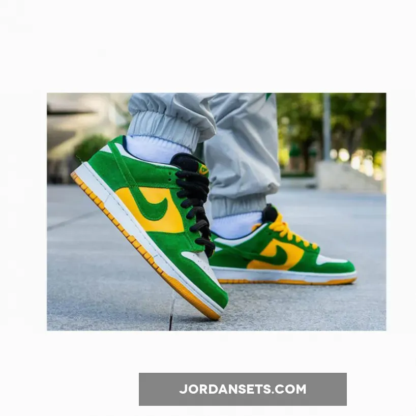 Nike SB Dunk Low Bucks White/Classic Green/Del Sol 304292-132 sb bucks