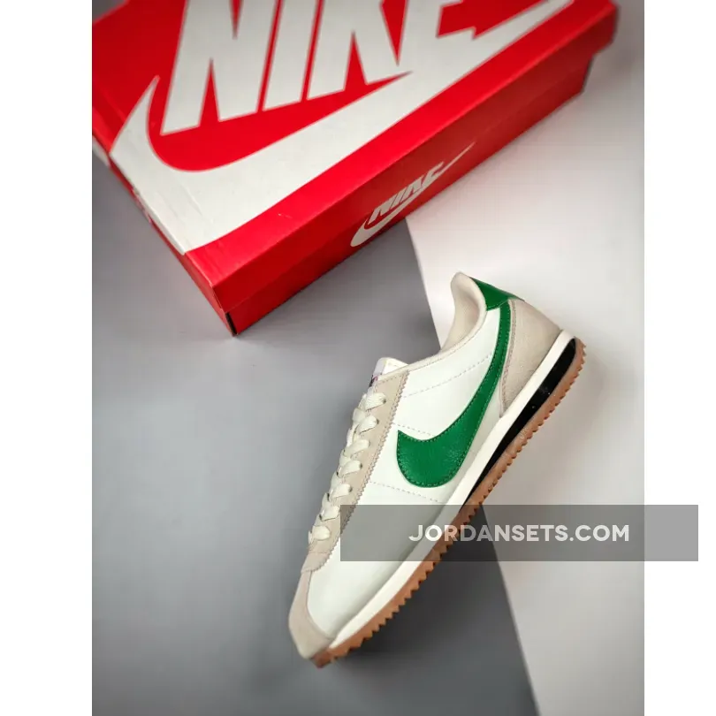 Nike Cortez 23 Sail/Aloe Vera-Black-Pale Vanilla, Cortes Nike FD0728-133