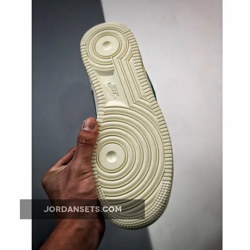 Nike Air Force 1 Low 'Command Force' White/Gorge Green DR0148-102 - air force ones green and white