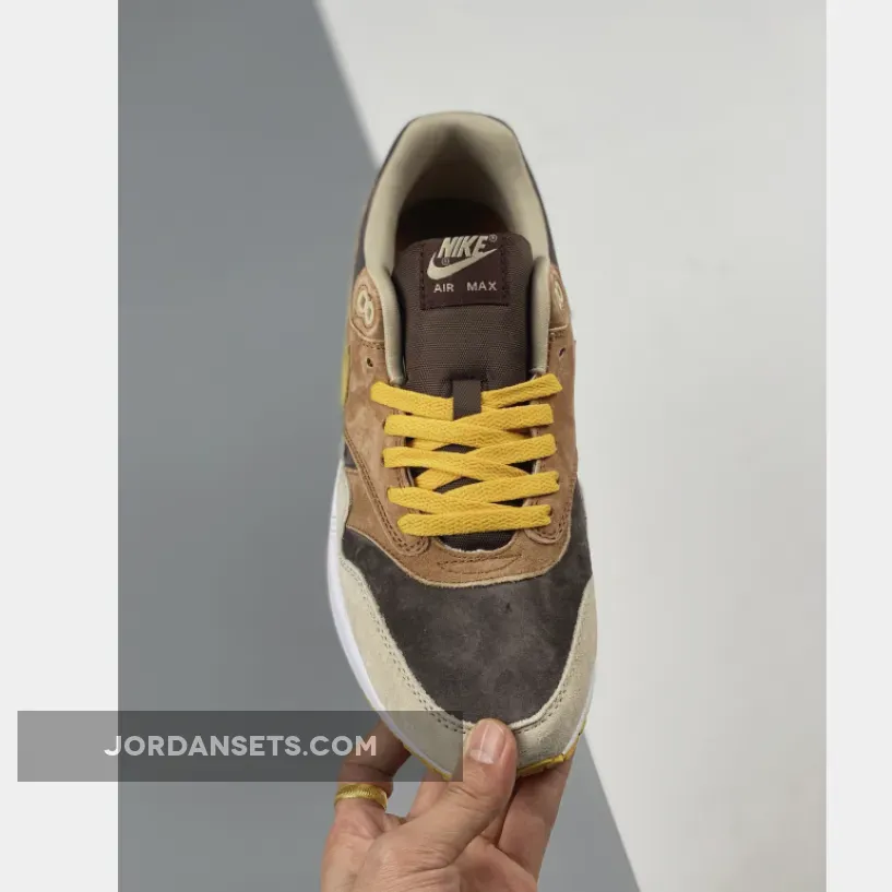 Nike Air Max 1 Ugly Duckling Pecan Yellow Ochre / air max 1 ugly duckling pack