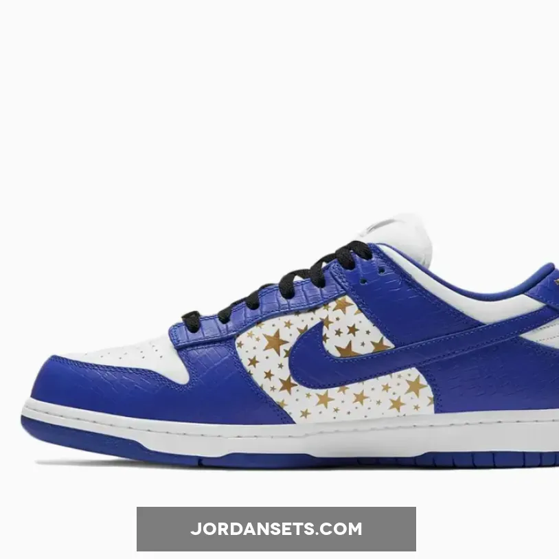 Supreme x Nike SB Dunk Low 'Blue Stars' / supreme nike sb dunk low