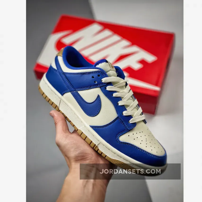 Nike Dunk Low 'Kansas' Royal Blue Gold / kansas city royals dunks