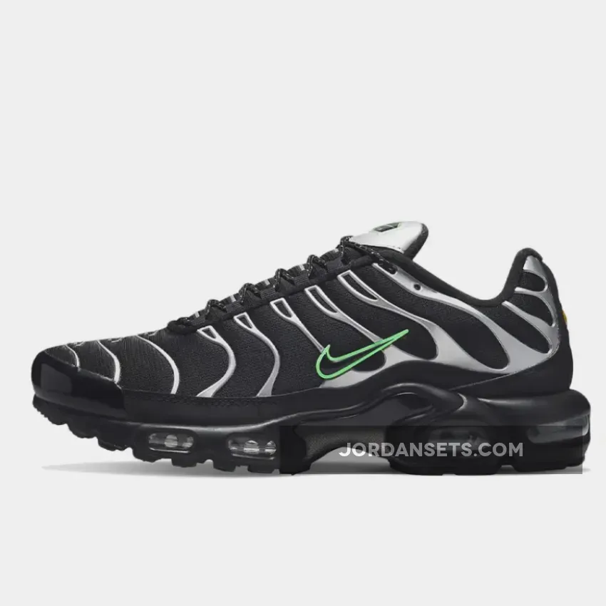Nike TN Air Max Plus Black Silver Green Strike DR0139-001 - black and silver air max