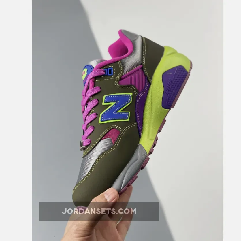 Stray Rats x New Balance 580 Dark Moss/Cosmic Grape / stray rat new balance
