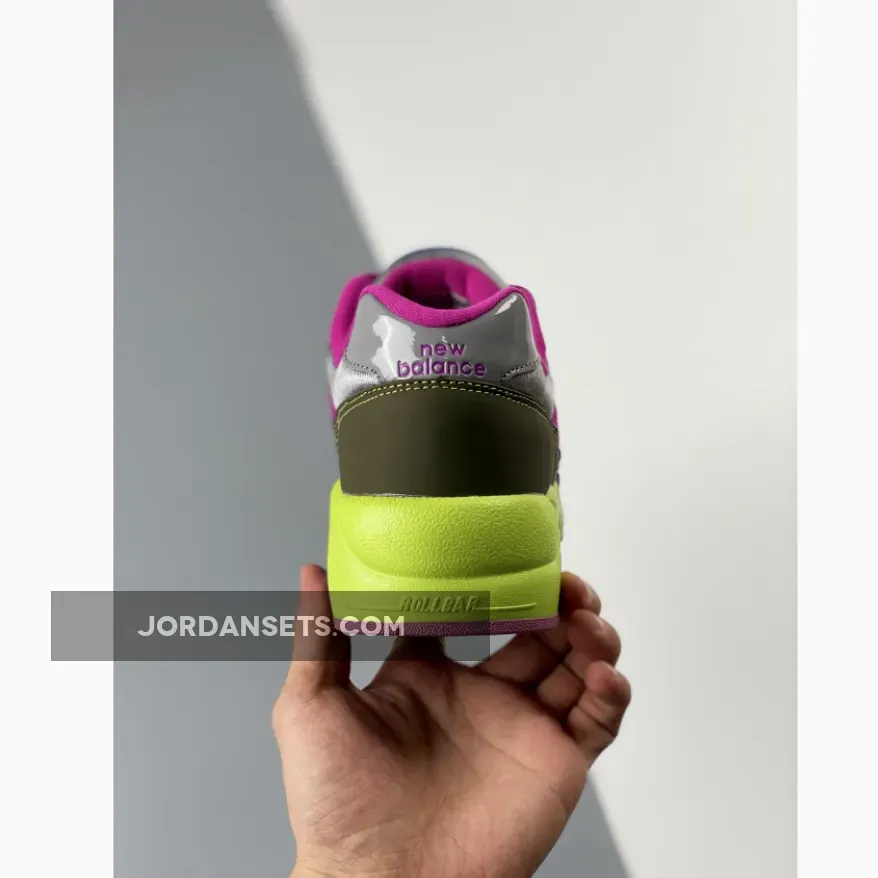 Stray Rats x New Balance 580 Dark Moss/Cosmic Grape / stray rat new balance