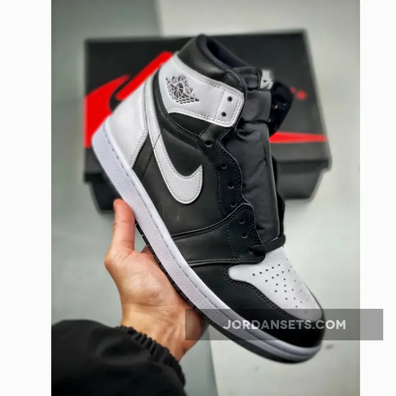 Air Jordan 1 High OG ‘Reverse Panda’ Black White in