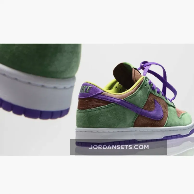 Nike SB Dunk Low SP Veneer DA1469-200 / nike dunk low green purple