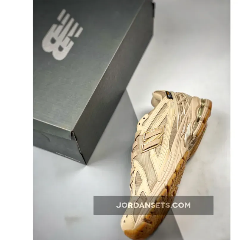 New Balance 1906R Cordura Beige M1906RT