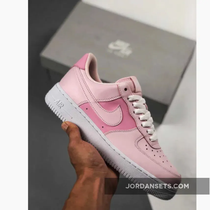 Air Force 1 In Pink Foam/white / Nike Air Force 1 Pink Foam White WMNS CV9646-600