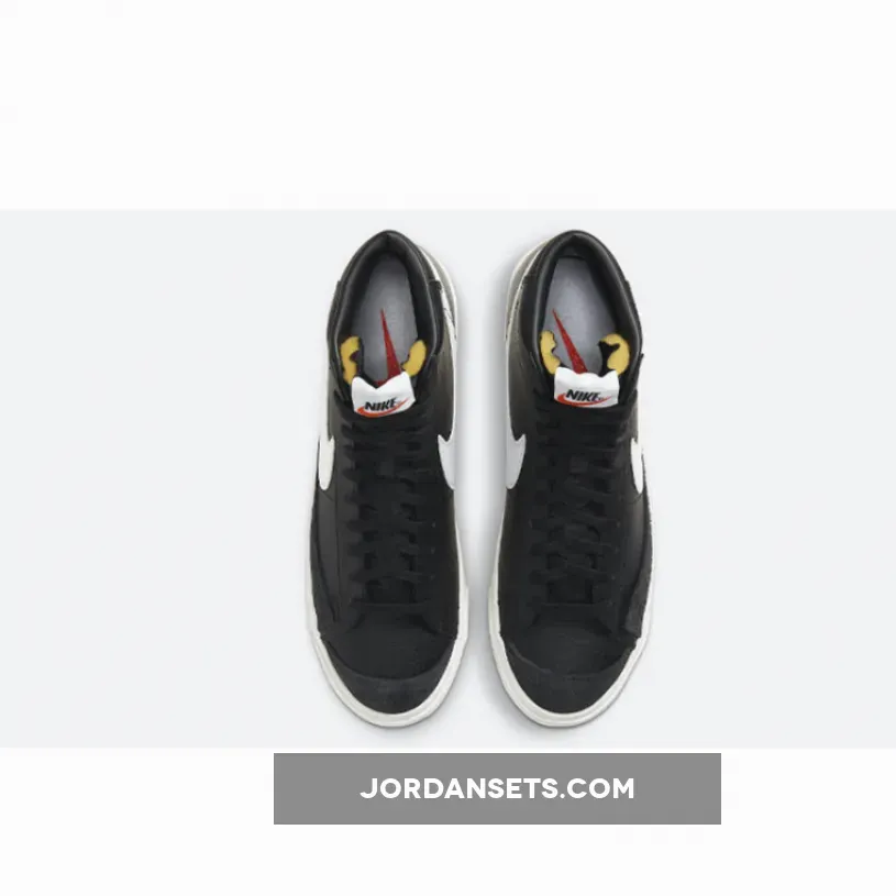 Nike Blazer Mid 77 Vintage Black Sail BQ6806-002