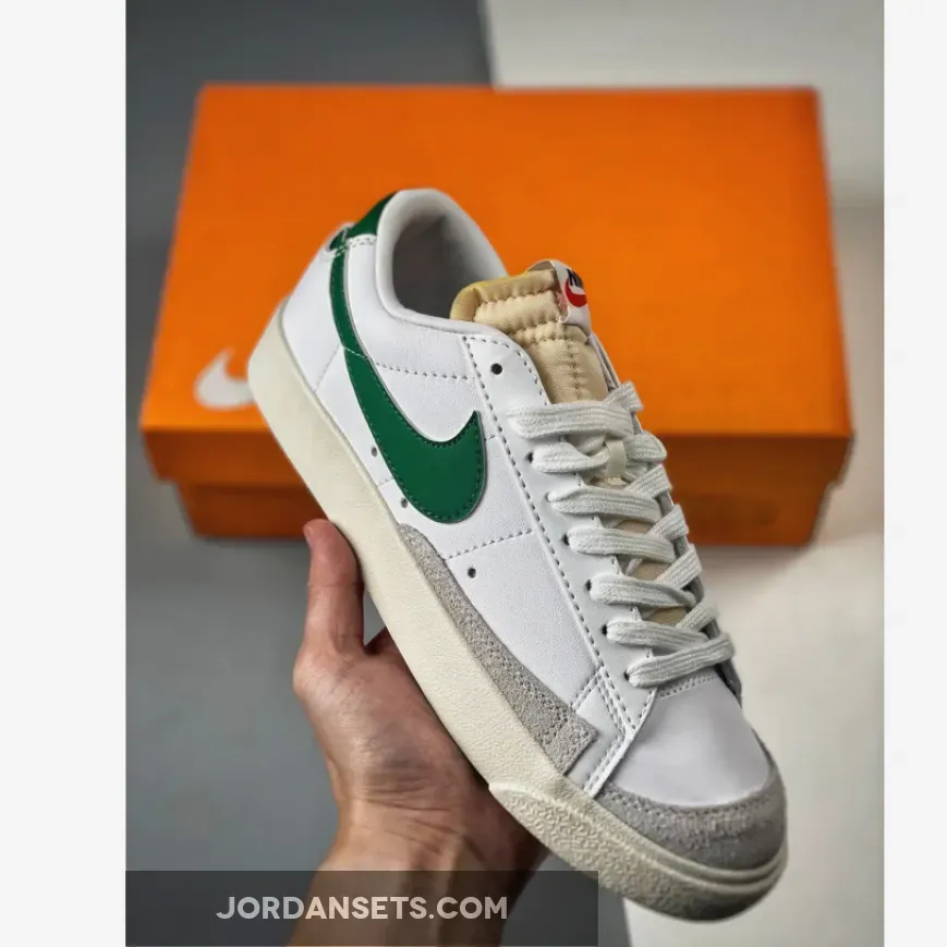 Online Nike Blazer Low 77 Pine Green DA6364-115