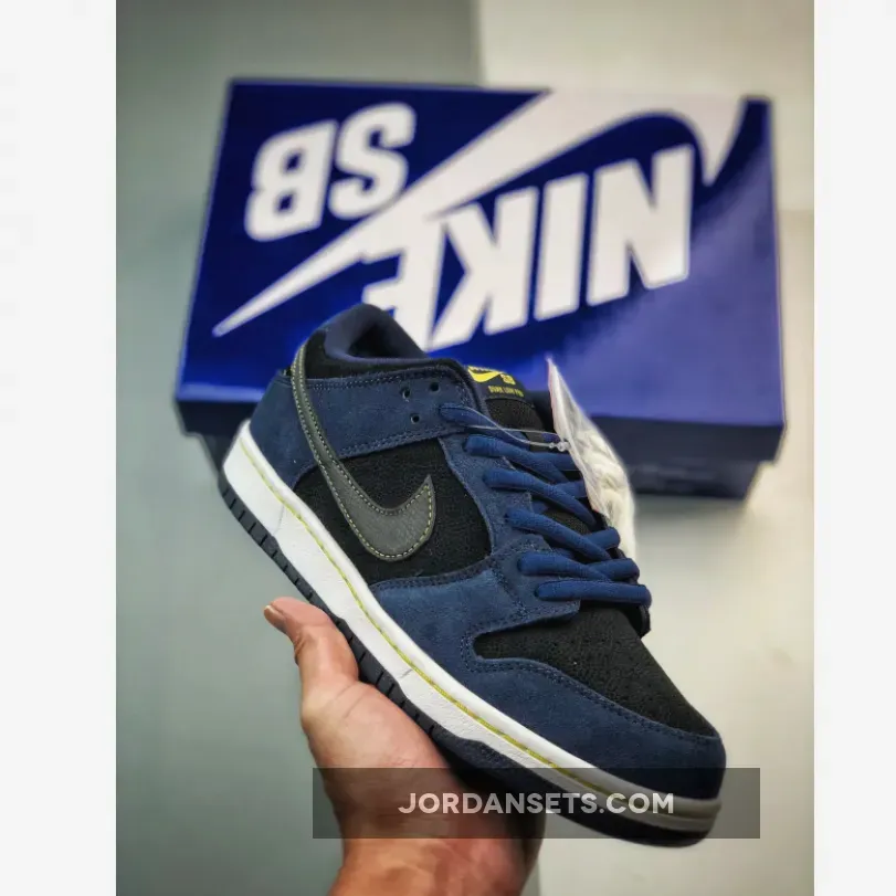 Nike SB Dunk Low Midnight Navy Black 304292-408 For Sale