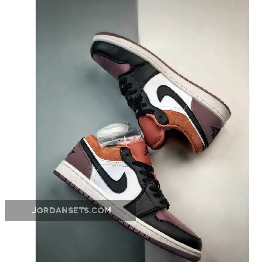 Air Jordan 1 Low SE White/Black-Sky J Mauve FB9907-102 Air Jordan 1 Low SE White/Black-Sky J Mauve FB9907-102