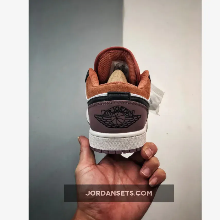 Air Jordan 1 Low SE White/Black-Sky J Mauve FB9907-102 Air Jordan 1 Low SE White/Black-Sky J Mauve FB9907-102