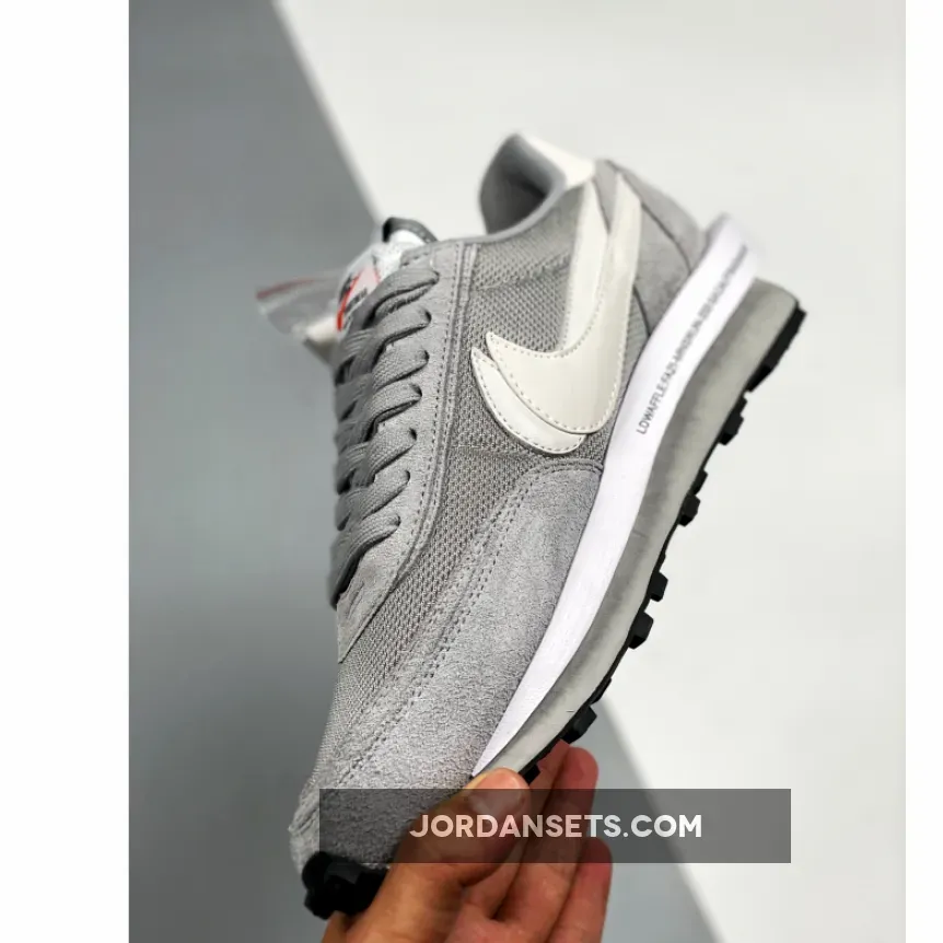 Fragment x Sacai x Nike LDWaffle Grey White For Womens DH2684-001 / nike sacaii waffle