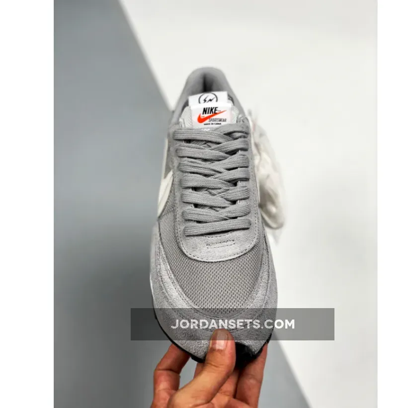 Fragment x Sacai x Nike LDWaffle Grey White For Womens DH2684-001 / nike sacaii waffle