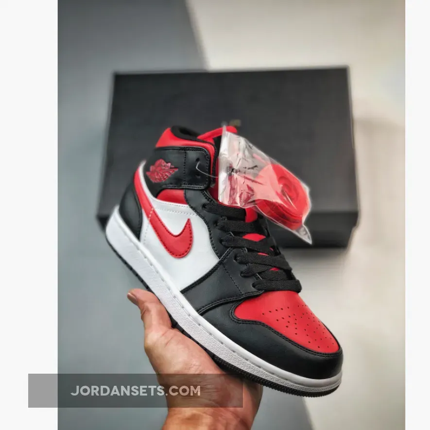 Air Jordan 1 Mid Bred Toe White | 554724-122 554724-079