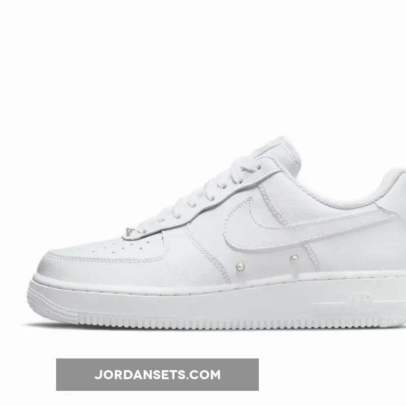 Nike Air Force 1 Pearl White WMNS DQ0231-100 / womens nike air force 1 low '07 se 'pearl'