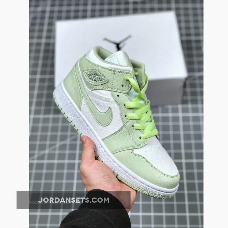 Jordan 1 Mid Spruce Aura Air Jordan 1 Mid WMNS White/Spruce Aura