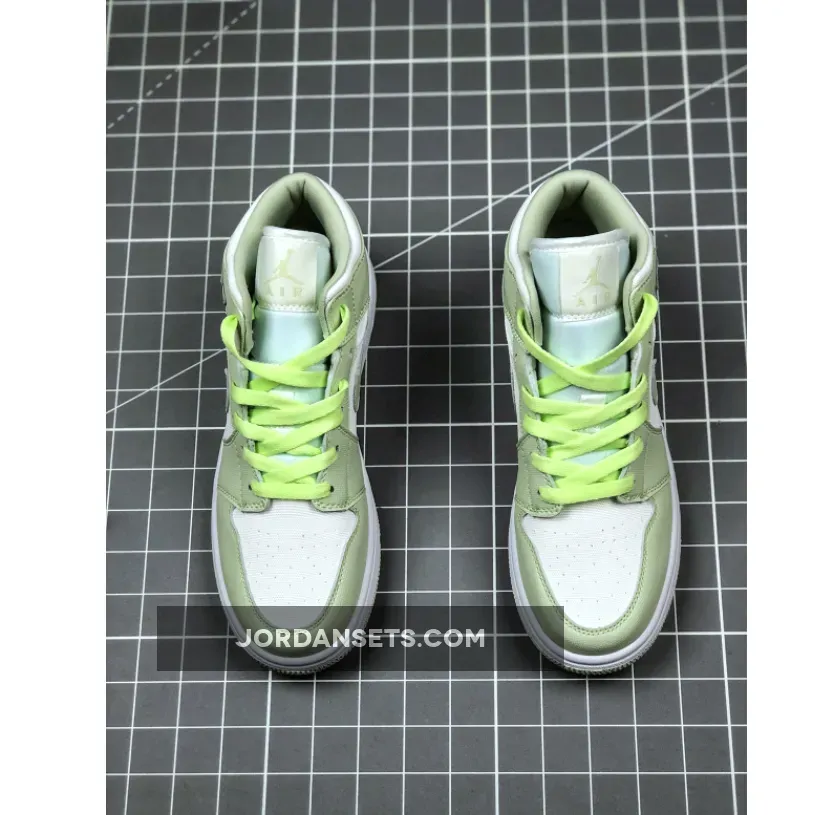 Jordan 1 Mid Spruce Aura Air Jordan 1 Mid WMNS White/Spruce Aura