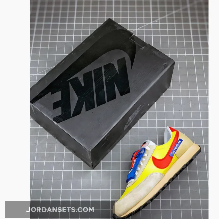 Nike Daybreak Yellow - Nike Daybreak SP Speed Yellow/Habanero Red-Team Gold DC8083-735