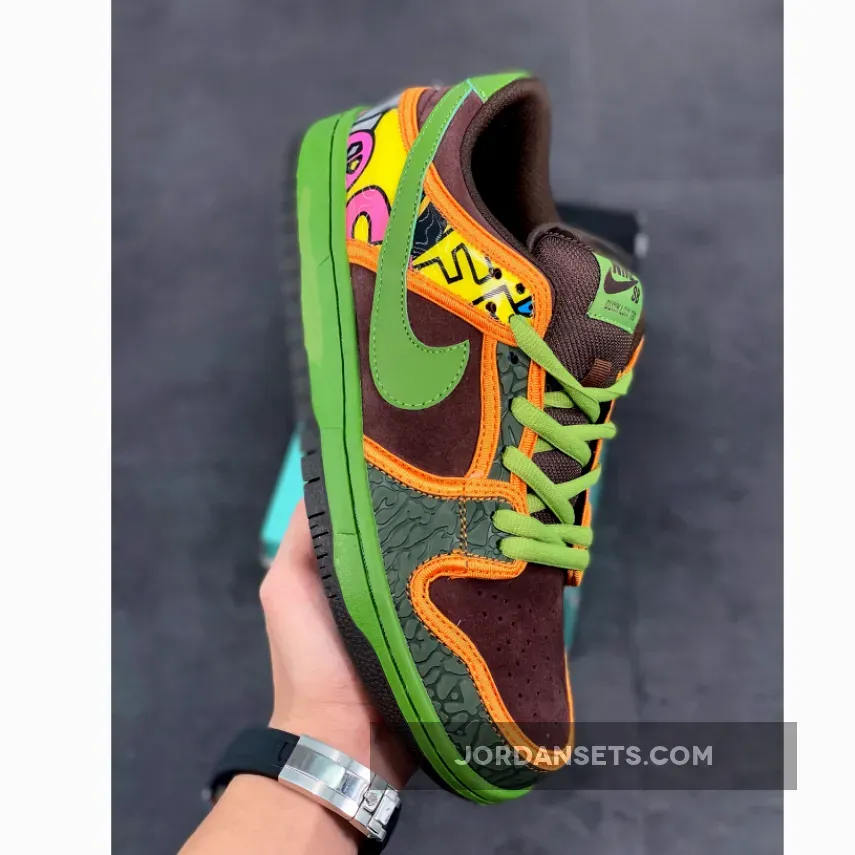 Nike SB Dunk Low "De La Soul" | DAY LA SOUL 789841-332