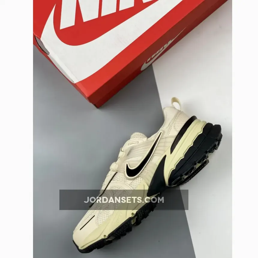 Nike Runtekk Coconut Milk Black For Sale Nike Runtekk Coconut Milk Black For Sale