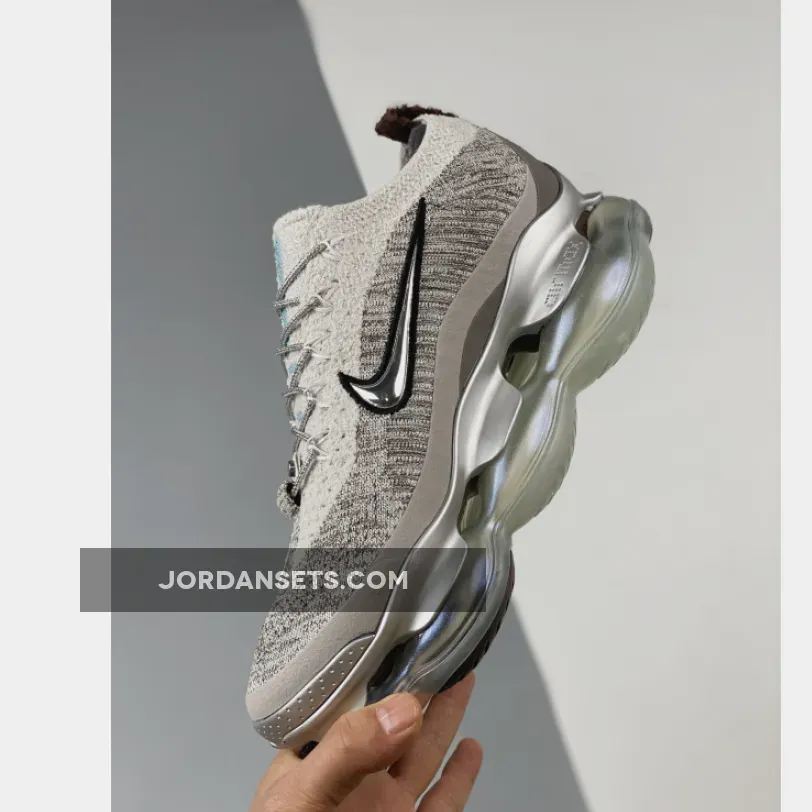 Nike Air Max Scorpion 'Removable Gaiters' Tan Chrome FD4612-001 Brand New