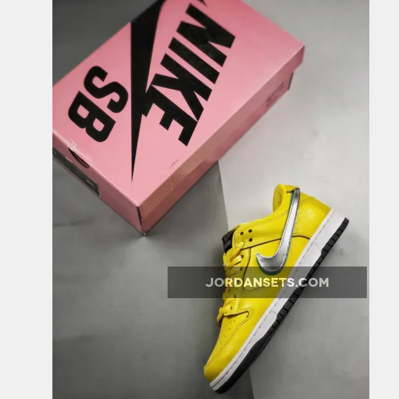 Diamond Supply Co. X Nike SB Dunk Low Yellow Discount