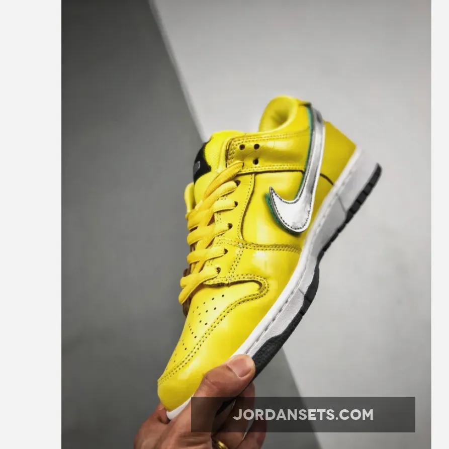 Diamond Supply Co. X Nike SB Dunk Low Yellow Discount
