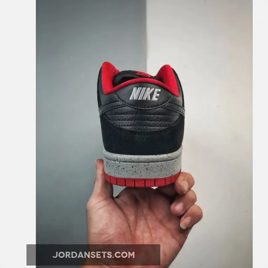 Nike SB Dunk Low 'Black Cement' Nike Sb Black 304292-050 Nike SB Dunk Low 'Black Cement' Nike Sb Black 304292-050