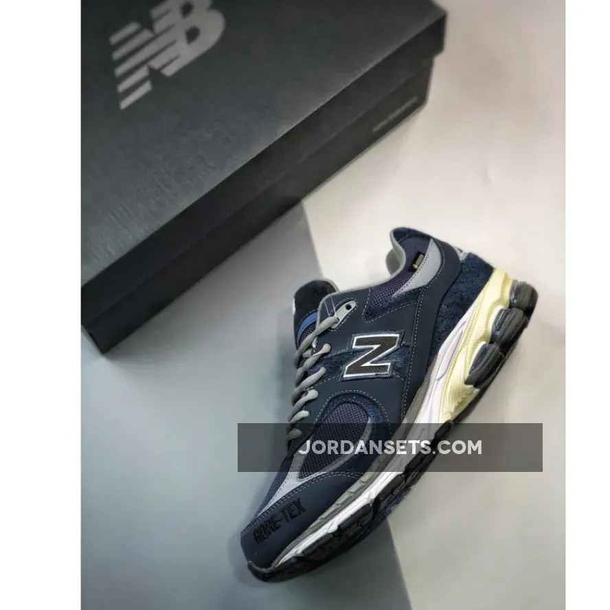 Invincible x N.Hoolywood x New Balance 2002R Gore-Tex Navy invincible gore