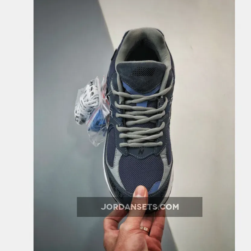 Invincible x N.Hoolywood x New Balance 2002R Gore-Tex Navy invincible gore