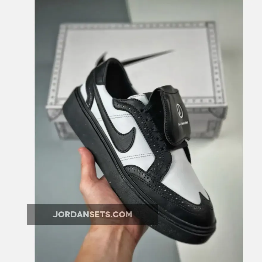 Nike X Gdragon - Peaceminusone​​​​​​​ x Nike Kwondo 1 'Panda' Black White DH2482-101