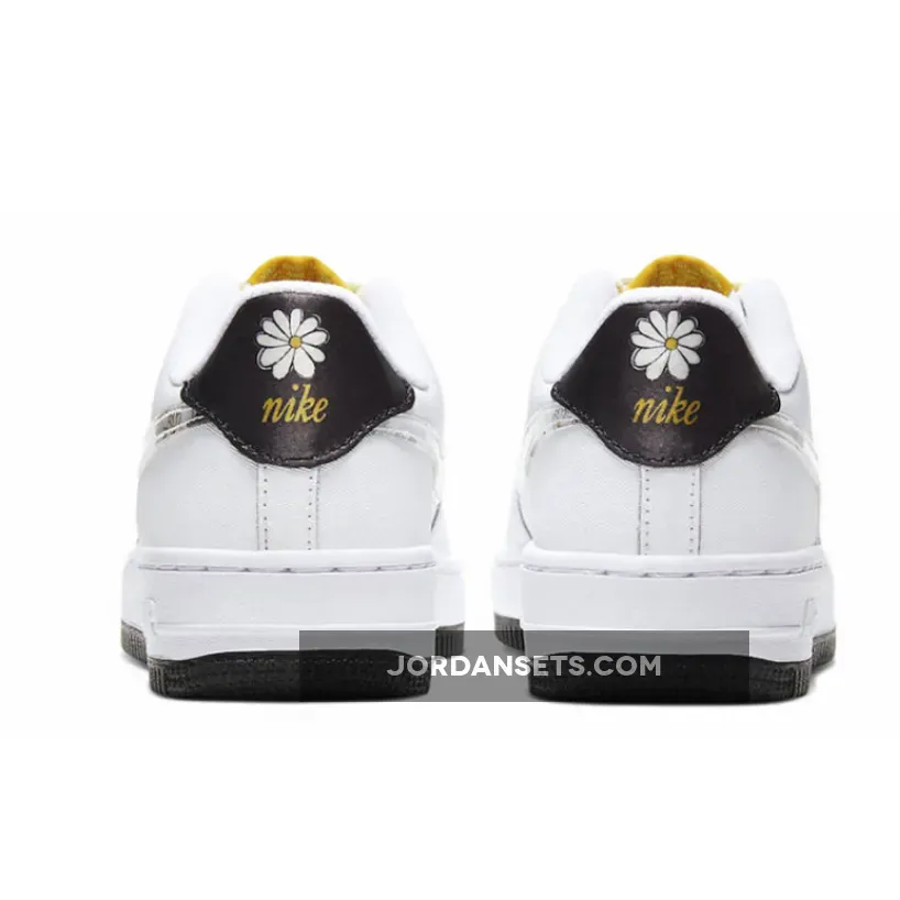 Nike Air Force 1 Daisy Pack White WMNS CW5859-100 / daisy nikes