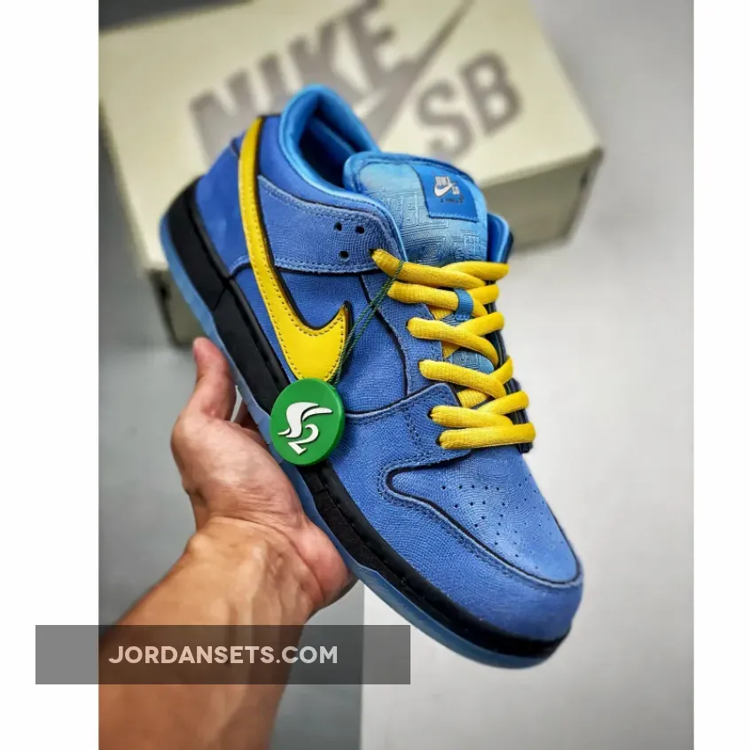 The Powerpuff Girls x Nike SB Dunk Low "Bubbles" Blue Chill