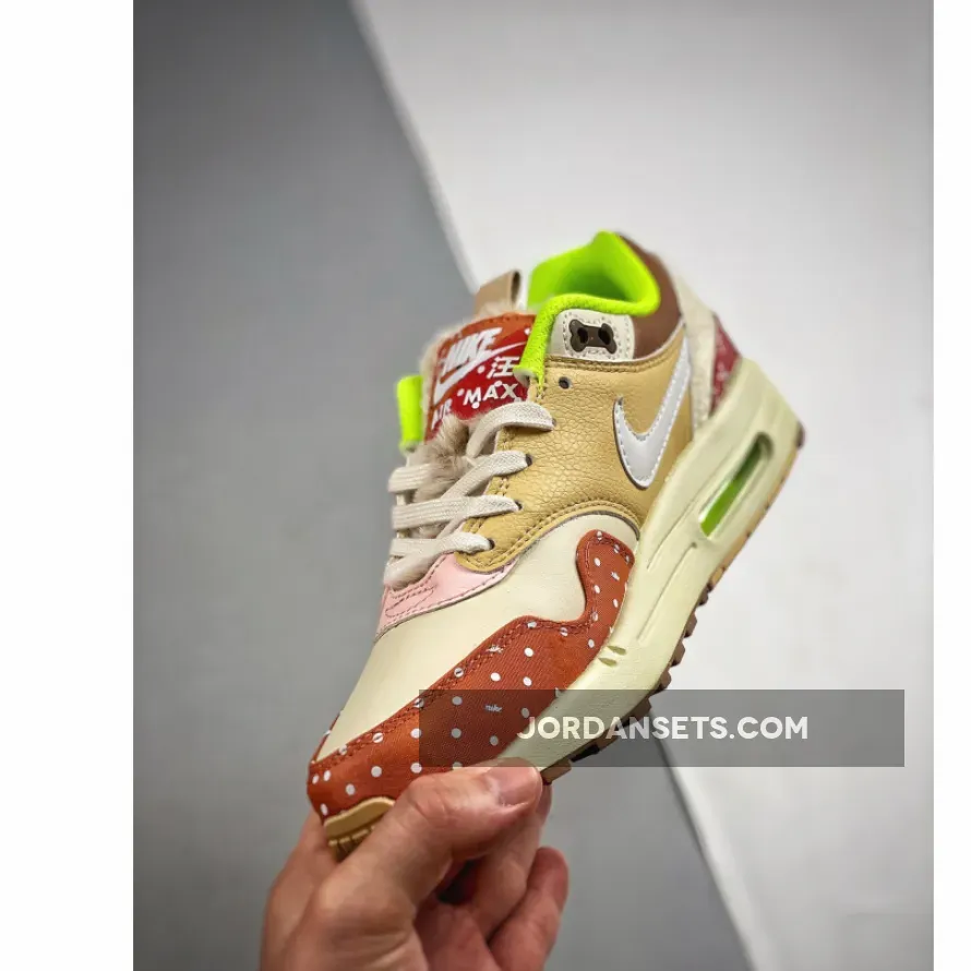 Nike Air Max 1 'Best Friend' Sail/Coconut Milk-Acid Orange DR2553-111 / Nike Air Max 270 Womens Coconut Milk