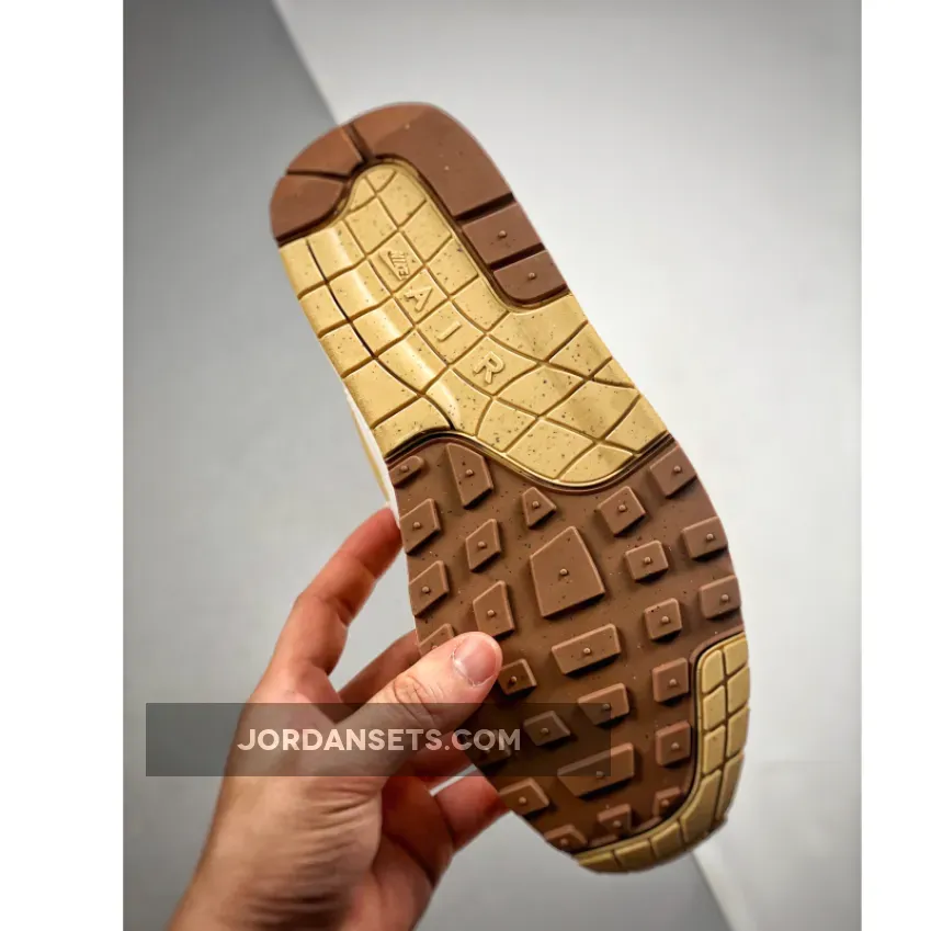 Nike Air Max 1 'Best Friend' Sail/Coconut Milk-Acid Orange DR2553-111 / Nike Air Max 270 Womens Coconut Milk