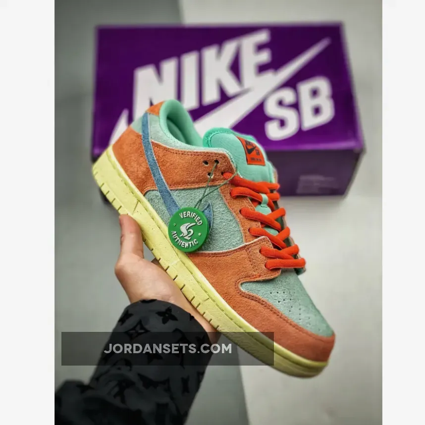 Nike SB Dunk Low Orange/Noise Aqua-Emerald Rise | AQUA DUNKS LOW