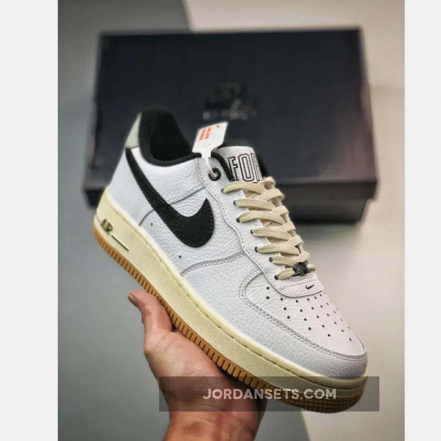 Nike Air Force 1 Low 'Command Force' White/Black-Muslin-Gum Light Brown white and black nike air forces