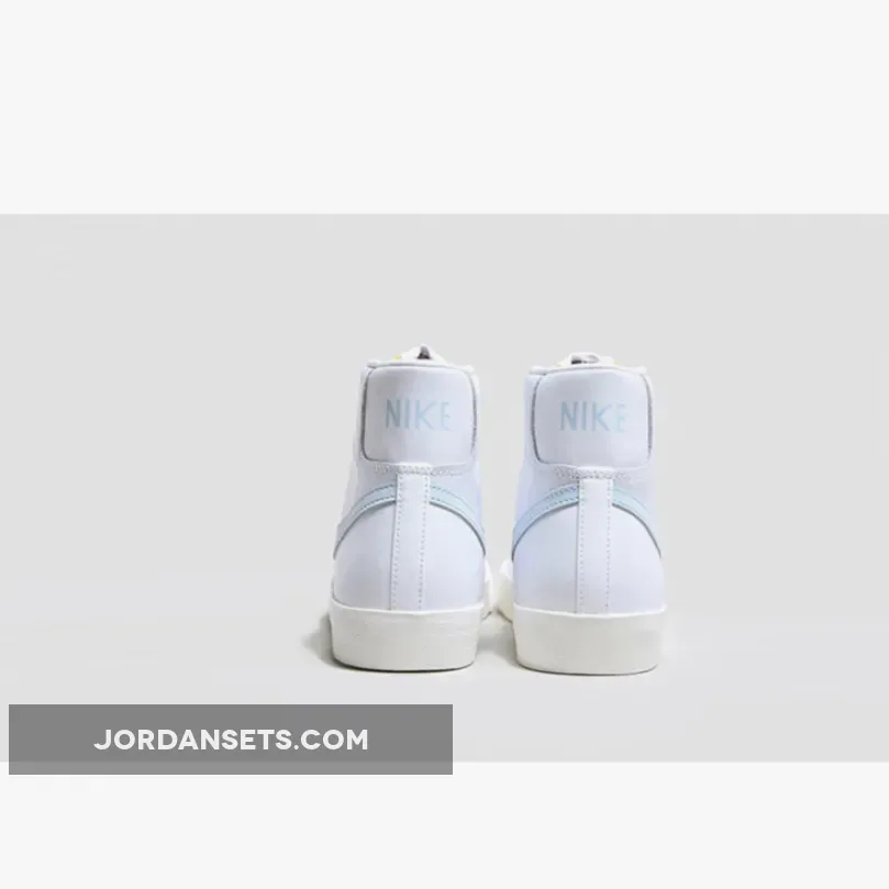 Nike Blazer Hi Vintage White Blue BQ6806-109 #blazer mid 77 vintage celestine blue