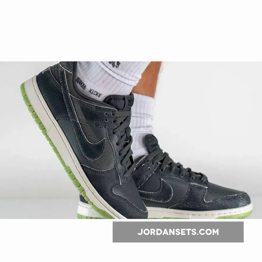 Nike Dunk Low Swoosh Shadow Iron Grey nike sb halloween dunk