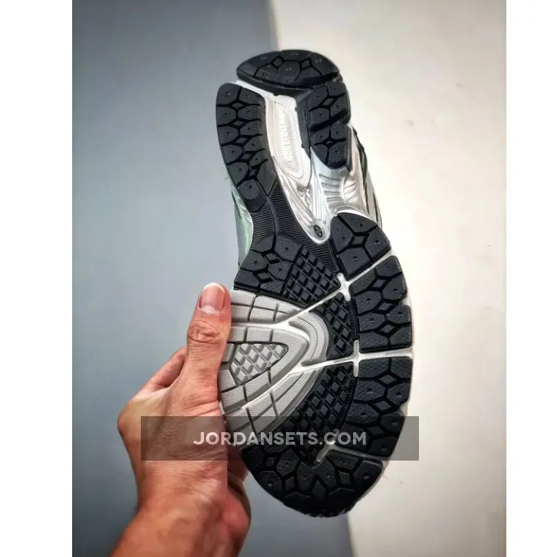 Aimé Leon Dore x New Balance 1906R Cream/Silver-Green Aimé Leon Dore x New Balance 1906R Cream/Silver-Green