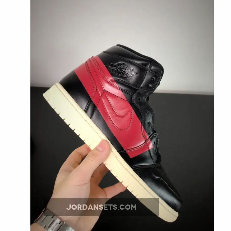 Air Jordan 1 High OG Defiant "Couture"