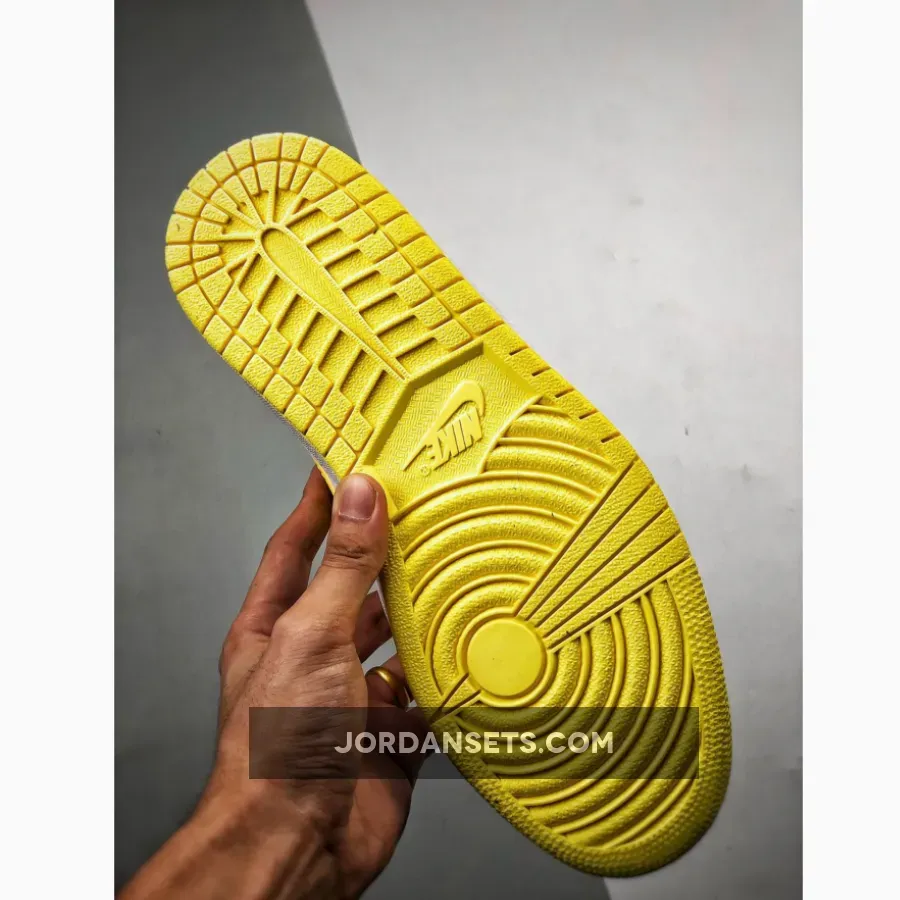 Air Jordan 1 High Og First Class Flight WHITE/DYNAMIC YELLOW-BLACK AJ1 Air Jordan 1 High Og First Class Flight WHITE/DYNAMIC YELLOW-BLACK AJ1