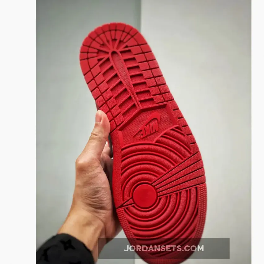 Air Jordan 1 High OG Satin Bred Air Jordan 1 High OG Satin Bred