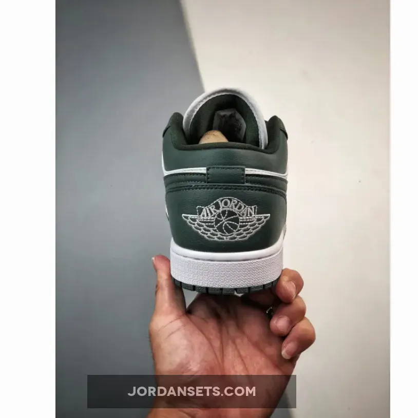 AIR JORDAN 1 LOW White / Olive Green AIR JORDAN 1 LOW White / Olive Green