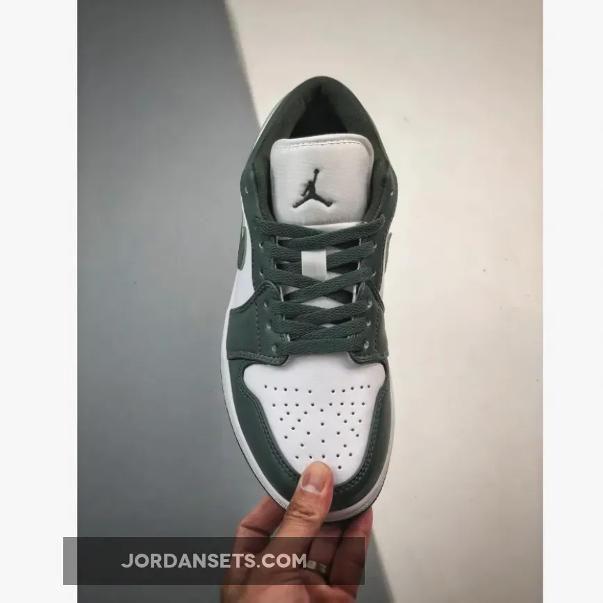 AIR JORDAN 1 LOW White / Olive Green AIR JORDAN 1 LOW White / Olive Green